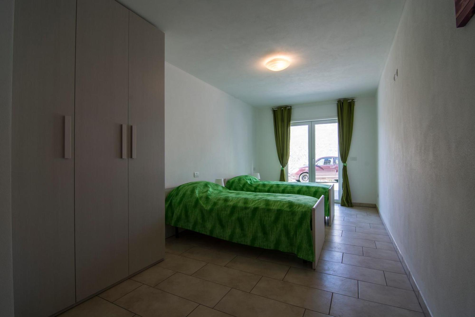 Residence Il Poggio Dorio Buitenkant foto
