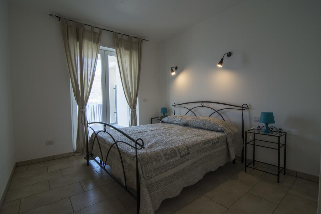 Residence Il Poggio Dorio Buitenkant foto